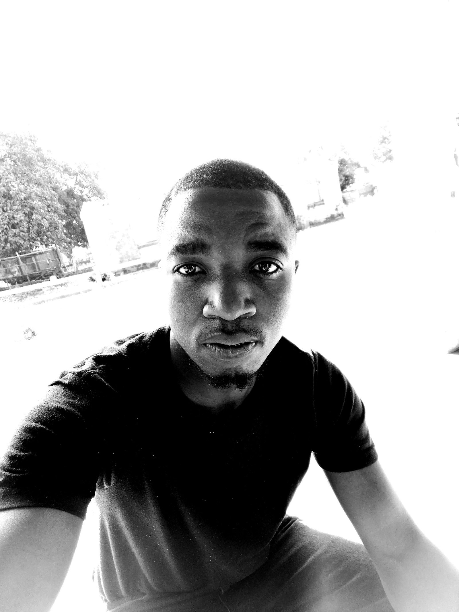 Luckmore Sonayi